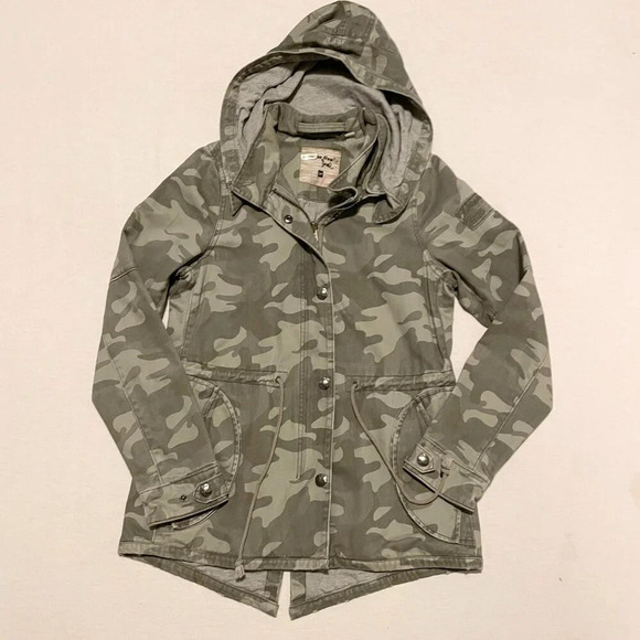 Triple Five Soul Hooded Jacket Camo Ladies Size Small Coat - Picture 1 of 16